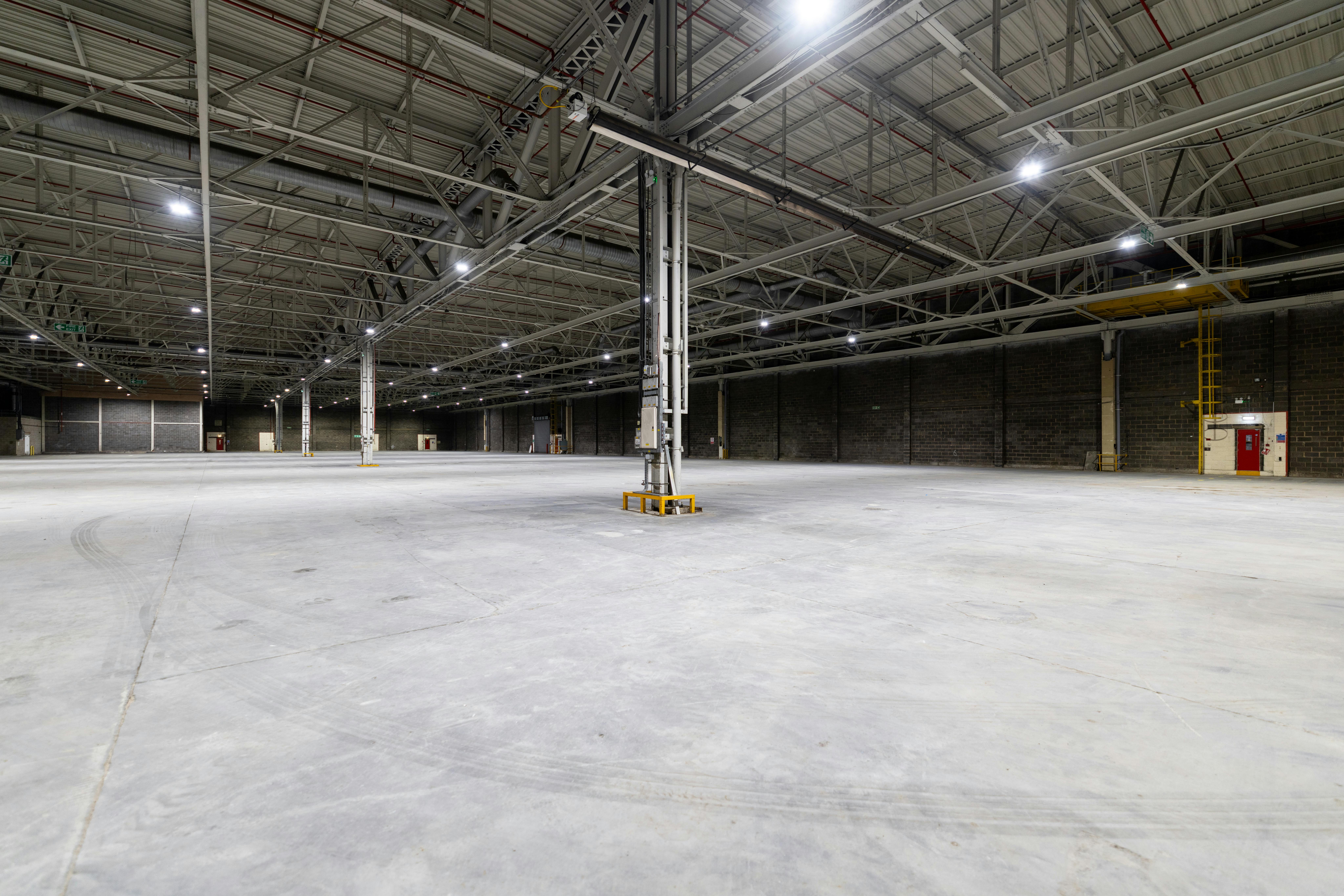 Unit 9, Leeds Bradford Airport Industrial Estate, Harrogate Road, Leeds, West Yorkshire, LS19 7WP