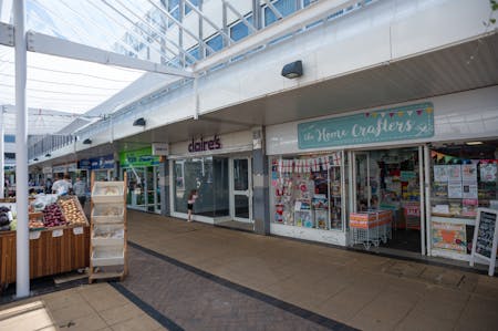 15 West Walk, Bristol, Shopping Centre To Let - 15 West Walk.jpg