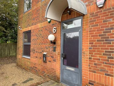 6 Warren Court, Crowborough, Office To Let - 6 Warren Court Crowborough  3.jpg