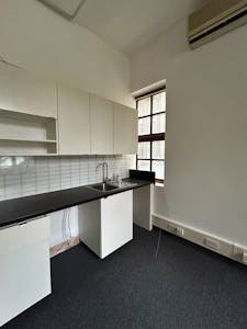 32-33 Gosfield Street, London, Office To Let - edit6.jpg