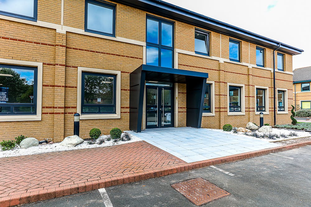 Unit 2620, Kings Court, The Crescent - Image 4