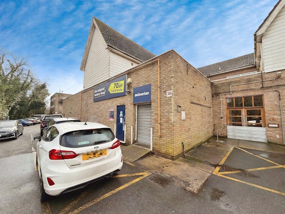 36-38 Bridge Street, Halstead, Retail To Let - 77e0d1c8-WhatsApp 20Image 202026-01-30 20at 2014.06.10 20 283 29.jpeg