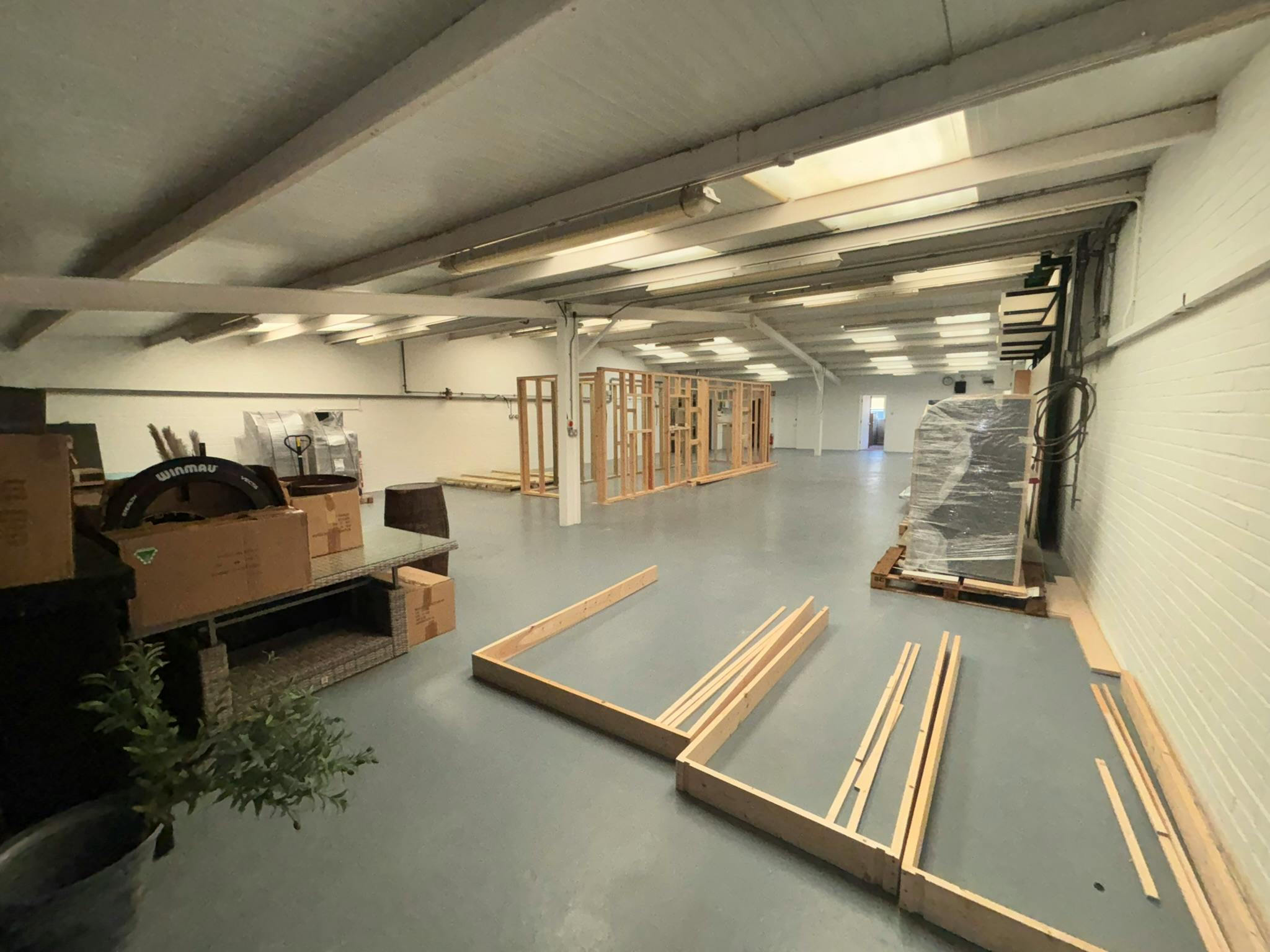 Industrial Unit in Southampton - photo 3