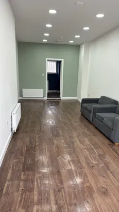 498 Cathcart Road, Glasgow, Retail To Let / For Sale - Internal