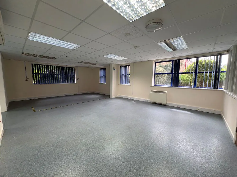 Faraday House, 7 Landscape Close, Bicester, Office To Let - IMG_3029.jpg