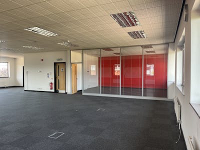 Unit 4, Thame Park Business Centre, Thame, Office To Let / For Sale - 20250702_132945895_iOS.jpg