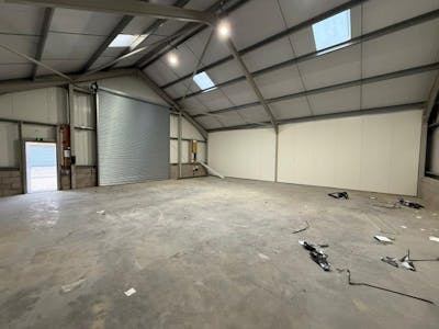 Barn Meadows, Little Stambridge Hall Lane, Rochford, Industrial To Let - Picture 3.jpg