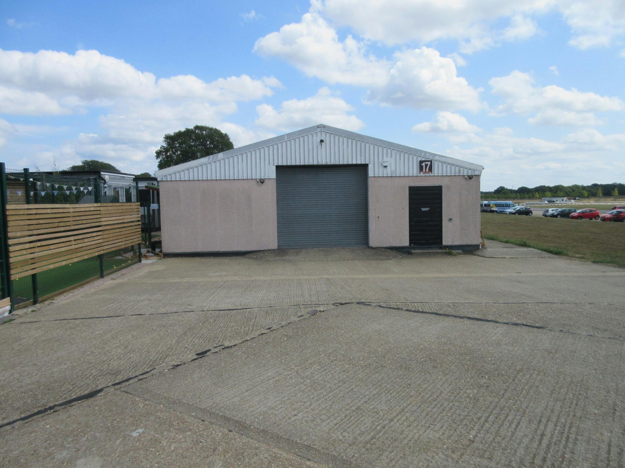 Building 17, Dunsfold Park, Stovolds Hill, Cranleigh, Industrial / Warehouse To Let - IMG_2612.JPG