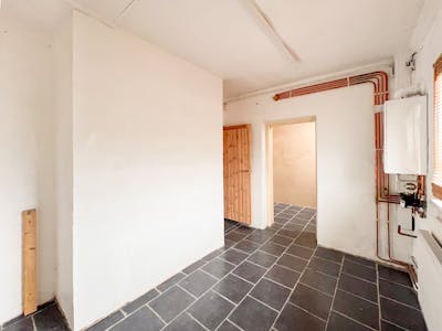 32 & 32A New Road, Porthcawl, Residential / Retail For Sale - 32 New Road-101.jpg