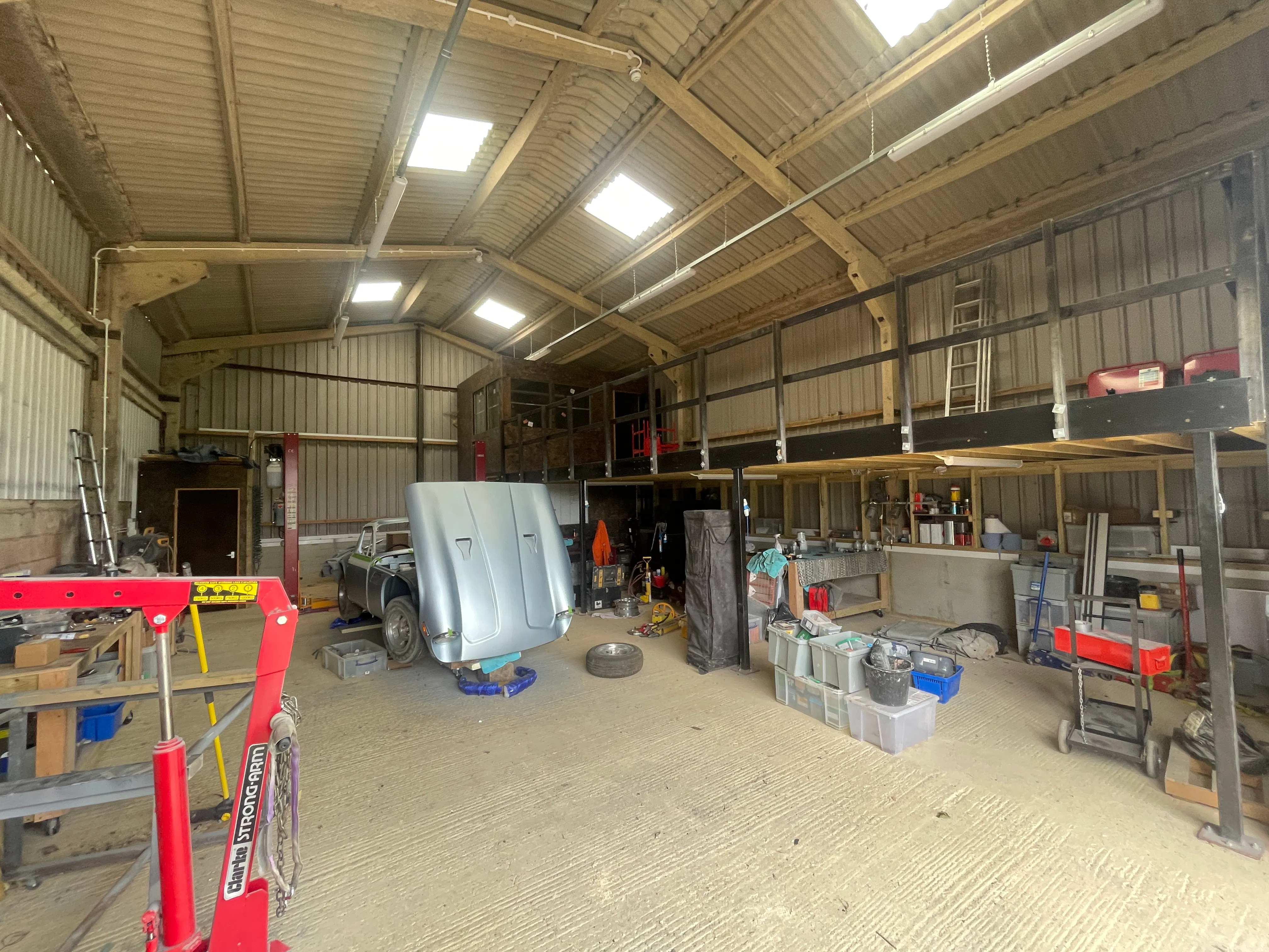 Albury Barn and Storage Garage, Near Thame, Industrial To Let - IMG_6112.JPG