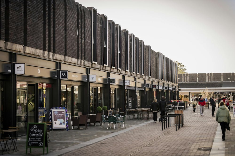 7 The Mall, Stanley Square, Sale, Leisure / Retail To Let - Image.jpg