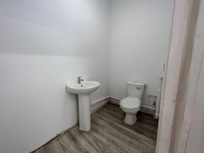 4 Stonebridge, Darlington, Office / Retail To Let - 25685cfc-a07e-45ba-8516-3773d86e71c5.jpg