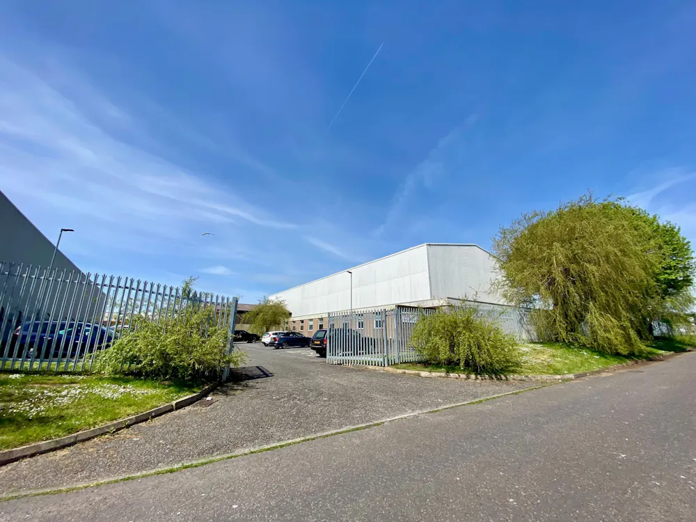 B10, Bridgend Industrial Estate - B10 00.jpg