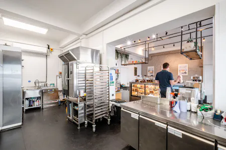 146 Battersea High Street, London, Leisure Lease Assignment - Battersea High St 146 - Low Res 8.jpg