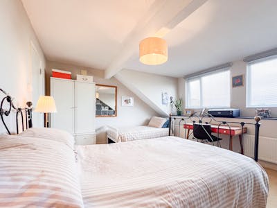 32 & 32A New Road, Porthcawl, Residential / Retail For Sale - 32A New Road032.jpg