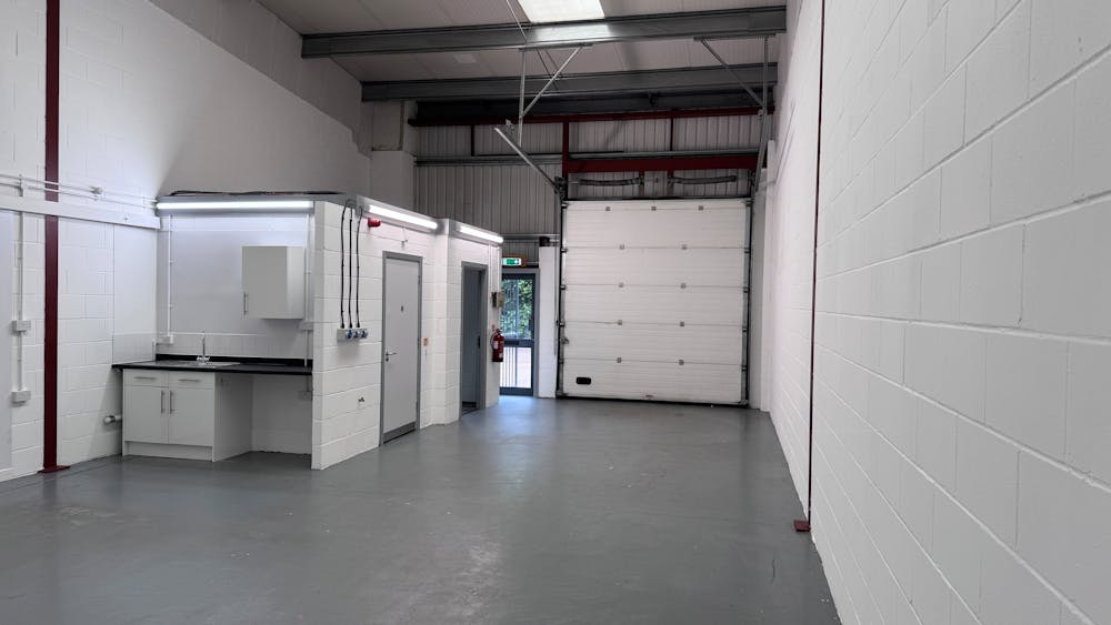 17 Hillside Road, Bury St. Edmunds, Industrial/Logistics To Let - IMG_E0669.JPG
