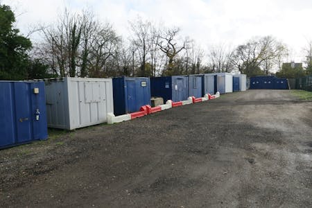 Hillside Yard, Theobalds Park Road, Enfield, Industrial/Logistics / Open Storage To Let - IMG_1633.JPG