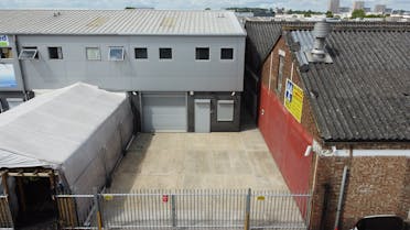 Unit 7 Newton Business Park, Park Royal, Industrial / Warehouse For Sale - 1.JPG - More details and enquiries about this property