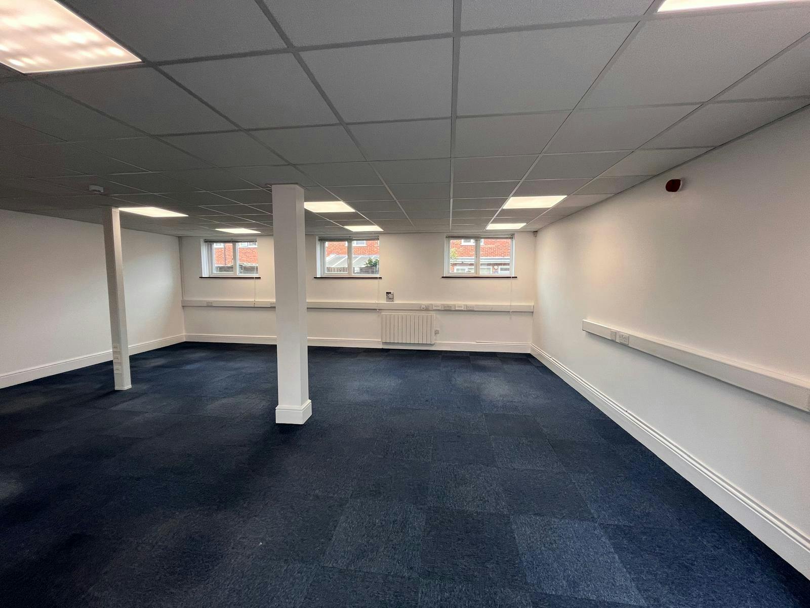 The Courtyard, Milton Road, Aylesbury, Offices / Offices To Let - WhatsApp Image 2026-04-02 at 15.50..jpeg
