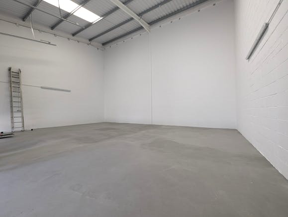 Unit O OYO Estate, Littlehampton For Sale - PXL_20260521_093244832.jpg