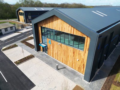 Orbis 9000, Westcott Venture Park, Aylesbury, Industrial To Let - Westcott Finished Buildings - ed nix 006.JPG