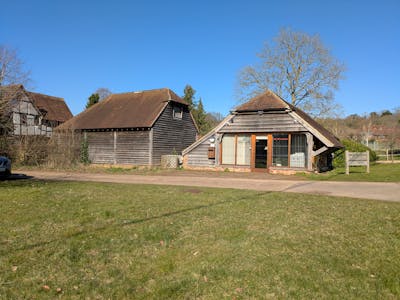 Danceys Barn, Guildford Surrey, Office To Let - PXL_20250304_110539216.jpg