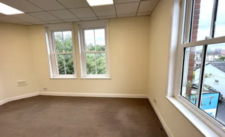 Grand Drive, London, Office For Sale - 8.png