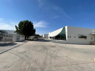 Warehouse With Offices, Jebel Ali Freezone, Dubai, Industrial / Office For Sale - 5.jpg