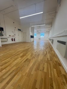 Waterside, Unit 26, London, E (Commercial / Business / Service) / Office For Sale - Waterside Iphone 11.jpg