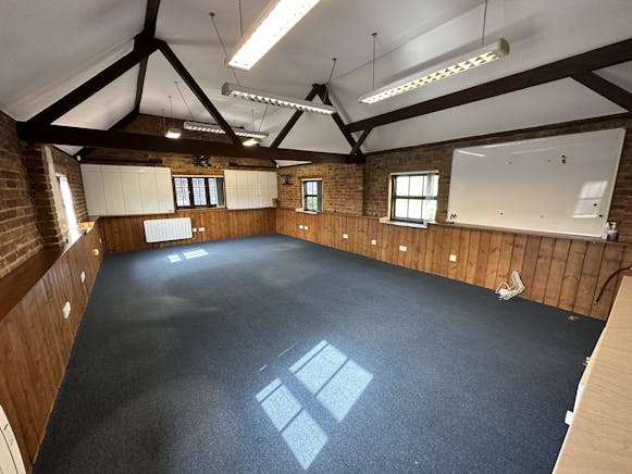 Suite 4, The Old Coach House, Grange Court, Grange Road, Farnham, Offices To Let - IMG_4381.jpeg