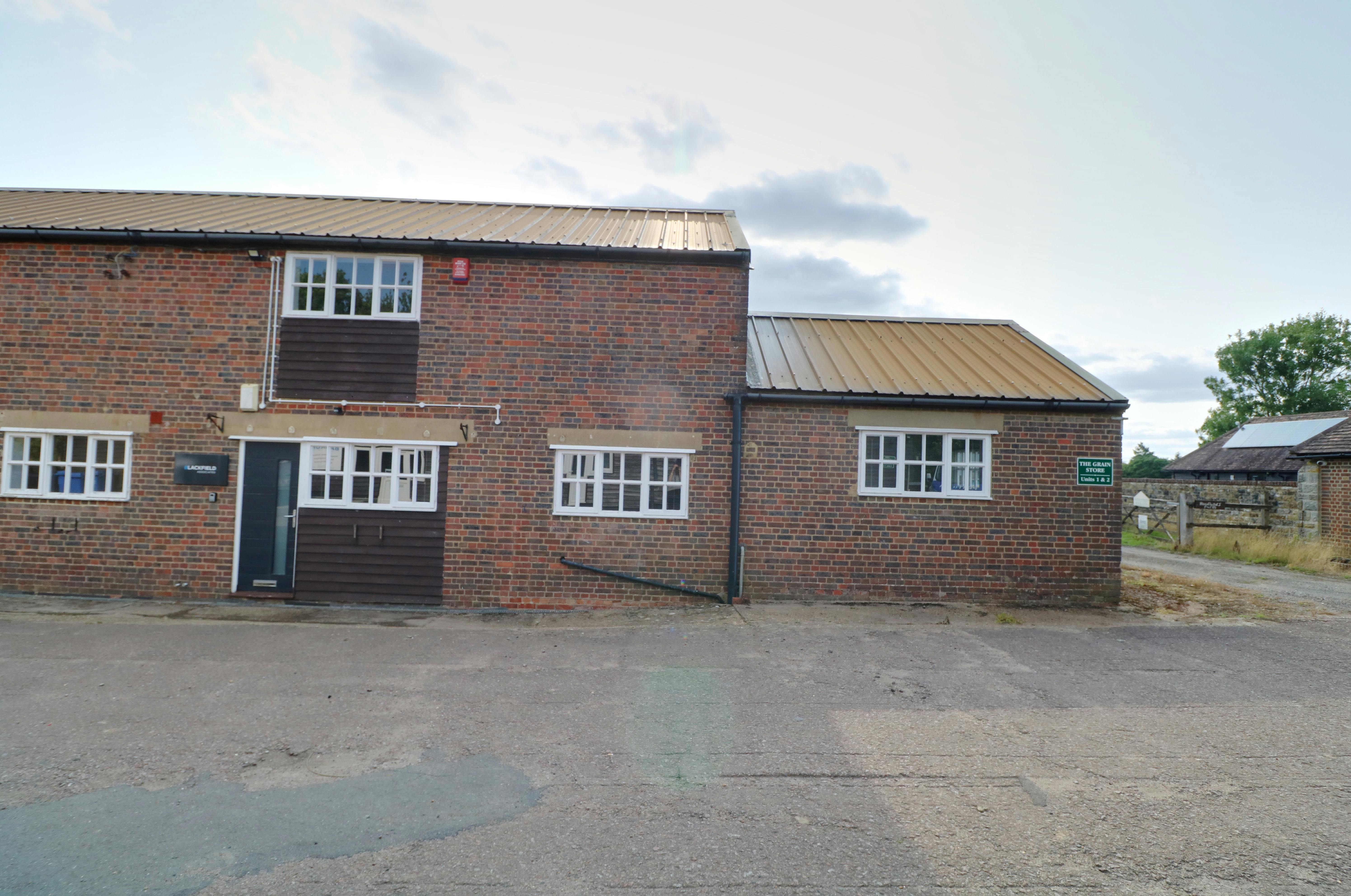 Unit 1, Hyde Estate - Ext.jpg