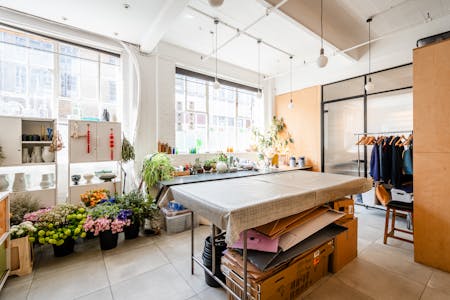 Front Shop, 12-18 Hoxton Street, Shoreditch, Leisure / Office / Retail To Let - Hoxton St 12-18 GF - 4.jpg