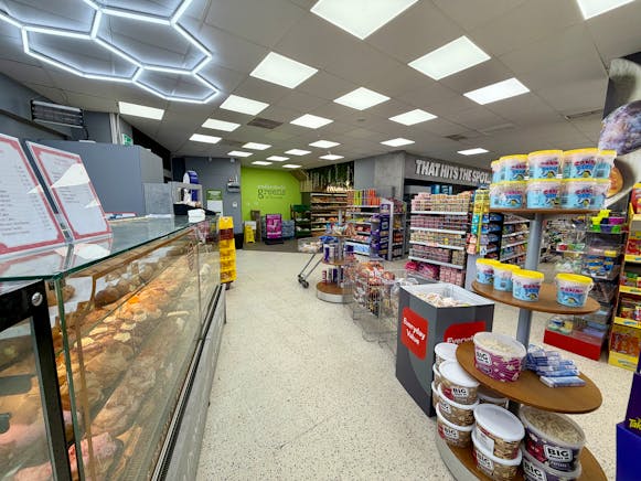Greens of Dundee, 93/99 Albert Street, Dundee For Sale - Greenscounter2.jpeg