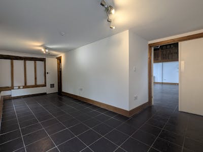 Unit 6 Ockley Court, Ockley, Office To Let - 1000006544.jpg