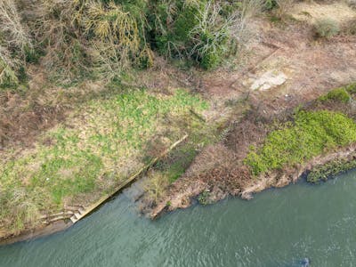 Sunbury Lock Island Boatyard, Towpath, Walton-on-Thames, Land / New Build / Marine To Let - Sunbury Lock Boatyard 4.jpg