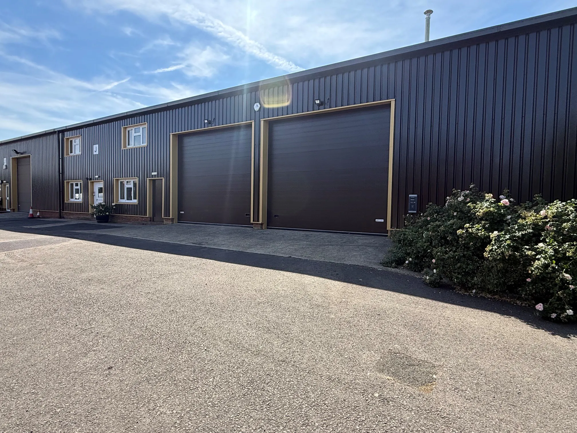 Unit J, Lambs Farm Business Park, Swallowfield, Reading, Industrial To Let - Front Elevation_ (002).jpg
