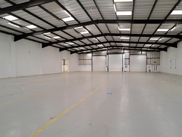 B4 - B6 Telford Road, Houndmills Industrial Estate, Basingstoke, Industrial To Let - 20221109_120137.jpg