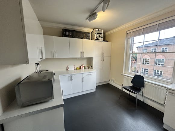 First Floor, 10/11 Heathfield Terrace, London, Office To Let - B4E0A1FB2B6D4E0BAEBE7DA92A365BA3.jpeg