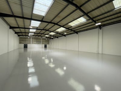 Unit 2, Stocklake Industrial Park, Aylesbury, Industrial To Let - IMG_1994.JPG