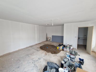 5A George Street, Ashton-under-Lyne, Retail To Let - 20250520_130308.jpg