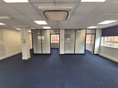 Suite 4, 1st floor Ashfield House, Stockport, Office To Let - 20250521_120249.jpg