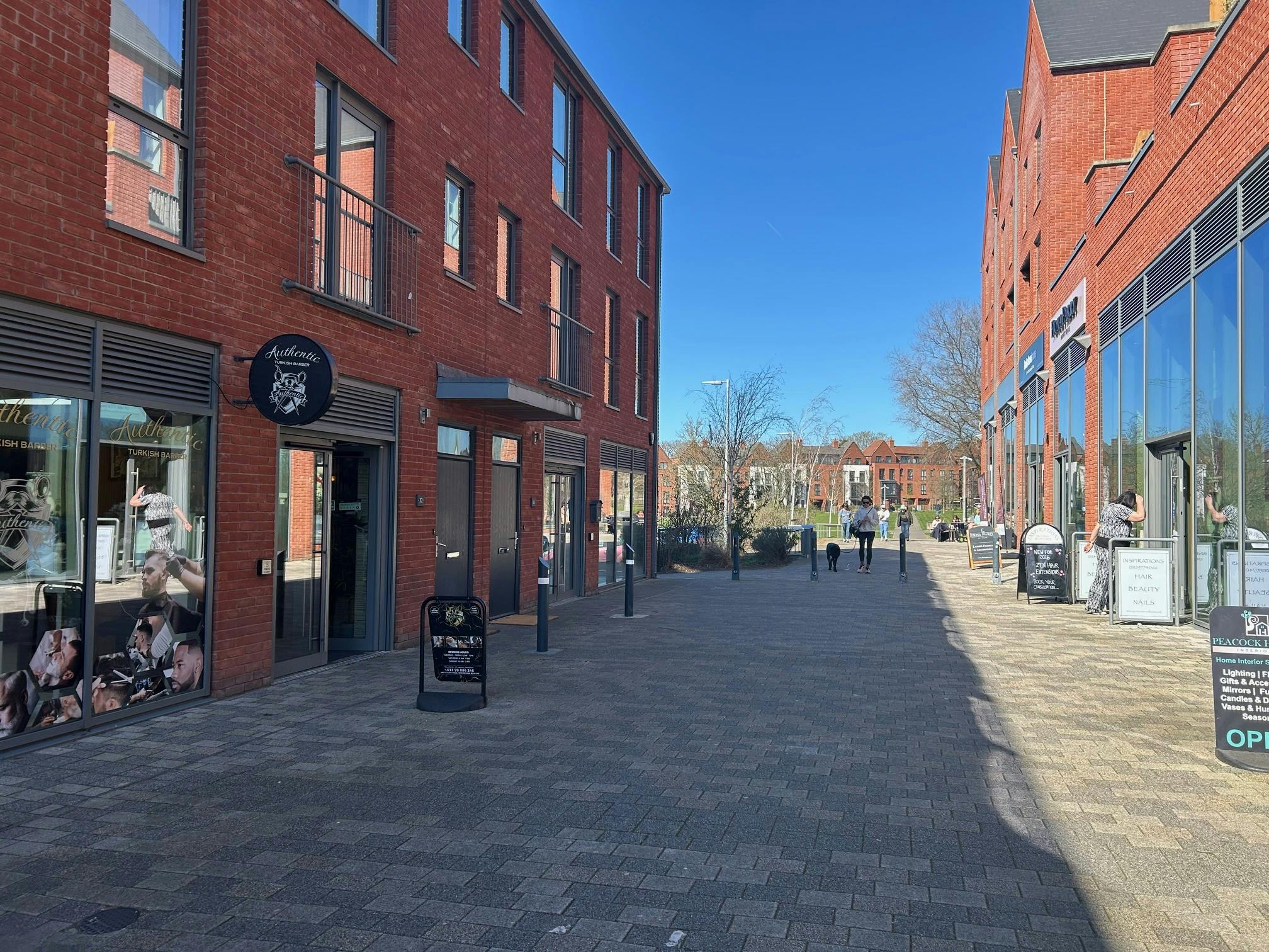 Unit 10, Elms Walk, Wokingham, Retail To Let - 1.jpg