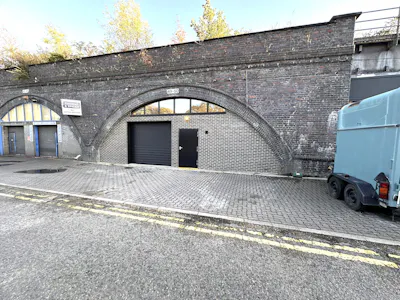 49-50 Alma Road, Windsor, Industrial / Leisure / Office / Retail To Let - IMG_6688.JPEG