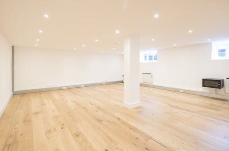 Waterside, London, Office For Sale - UNIT 32B WATERSIDE  1.jpg