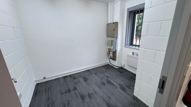 17 Hillside Road, Bury St. Edmunds, Industrial To Let - IMG_E0671.JPG