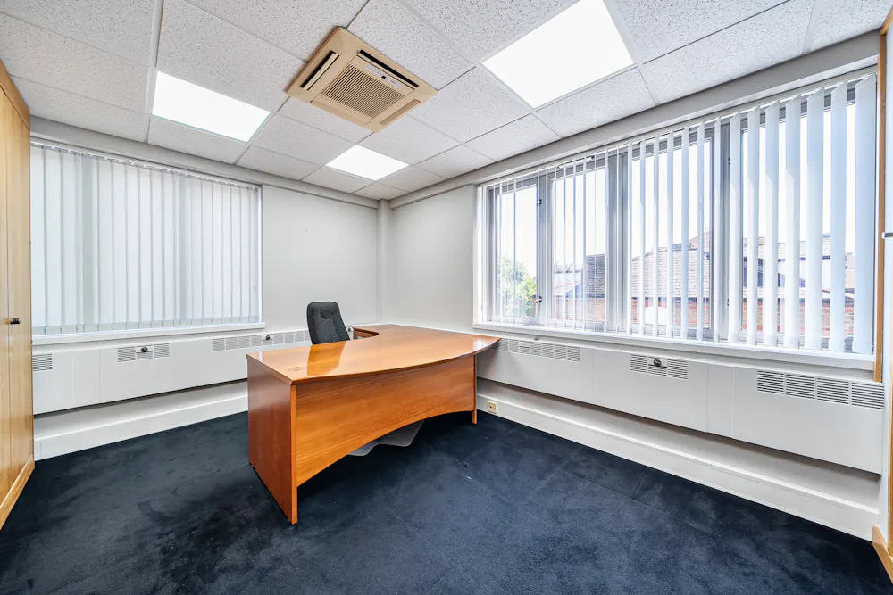 Second Floor, 869A High Road - 1482007-14-6a3e8f7a00bd7.jpg