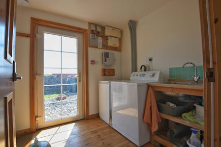 Millhouse Hostel and Farmhouse, Cornaigmore, Isle of Tiree, Hotel/guest house For Sale - Image 4