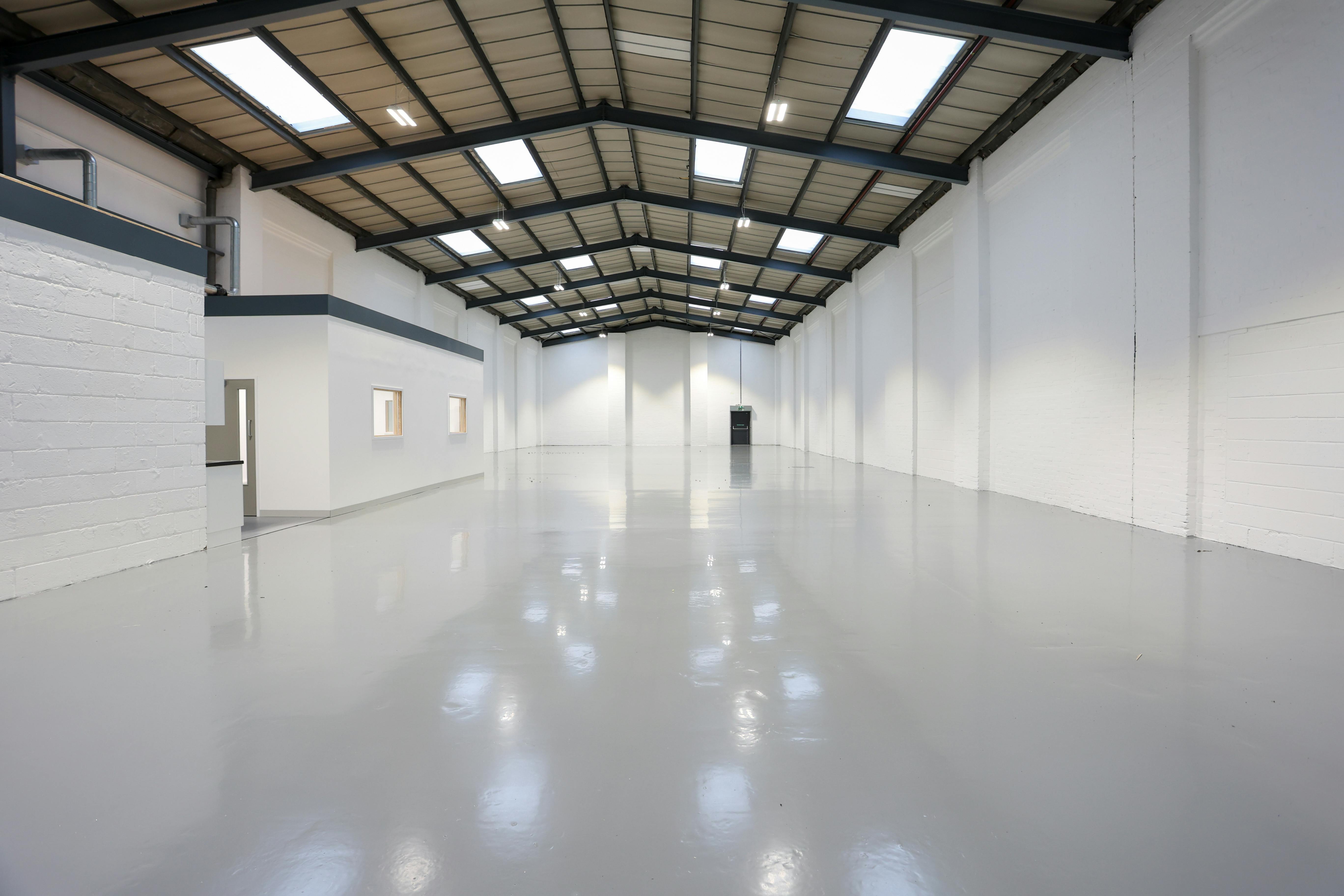 Industrial Unit in Halesowen - photo 2