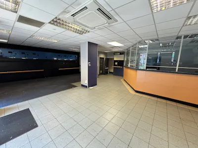 10-12 Hamilton Road, Bellshill, Retail / High Street Retail / Retail - In Town / Retail - Out Of Town To Let - IMG_2740.jpeg