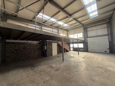 K19 Rockhaven Park, Kembrey Street, Swindon, Industrial / Warehouse To Let - K19 Rockhaven Internal 2.jpg